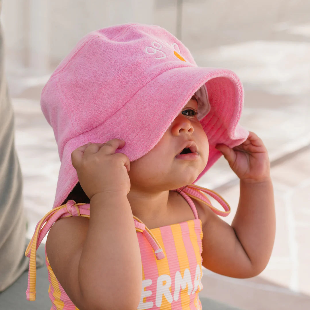 Retro Golden Orange Bucket Hat Strawberry