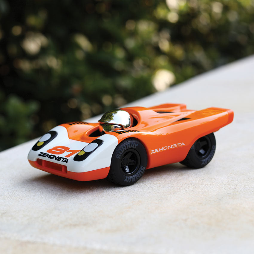 PLAYFOREVER - MINI ZEMONSTA EGON