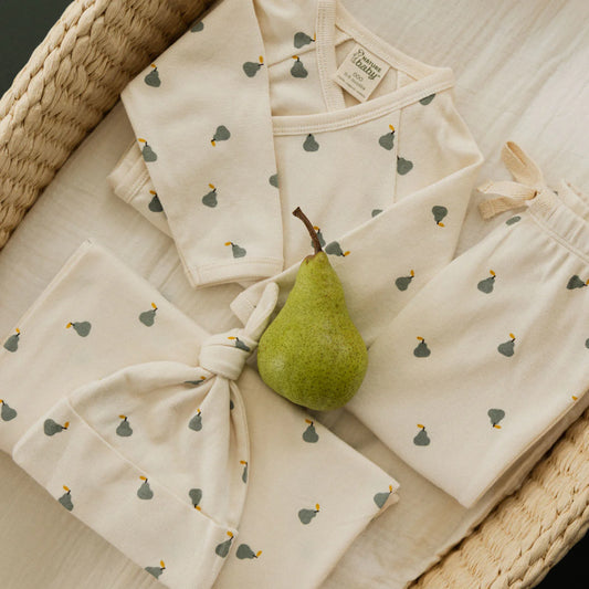 Nature Baby Welcome Home Gift Set Petite Pear
